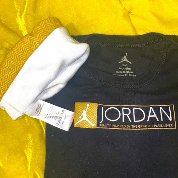 Jordan Onesie! NWOT. Size 0-6 months. Cap included - Picture 2 of 3